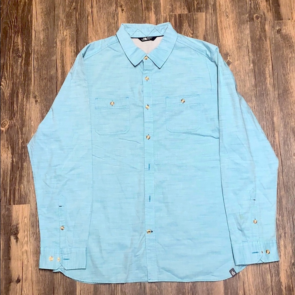 North Face Men’s Long Sleeve Button Up